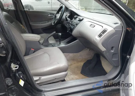 2001 Honda Accord 2.3 Lx из США, поврежденный, VIN 1HGCG66511A078041